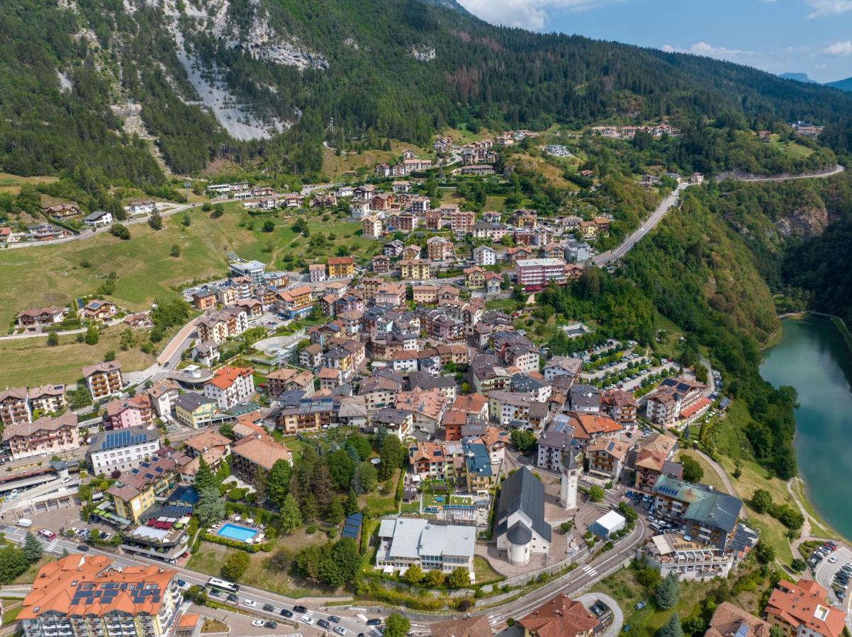 Hotel Lory - Molveno - Dolomiti Luaran gambar