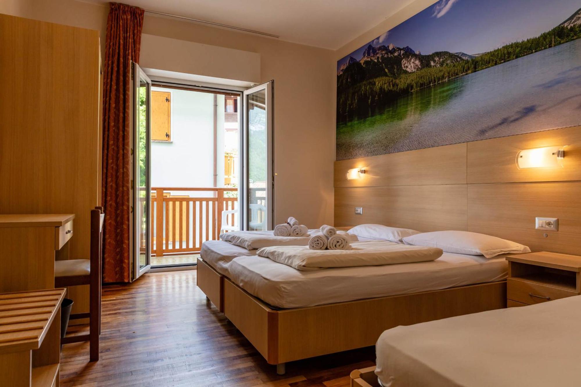 Hotel Lory - Molveno - Dolomiti Luaran gambar